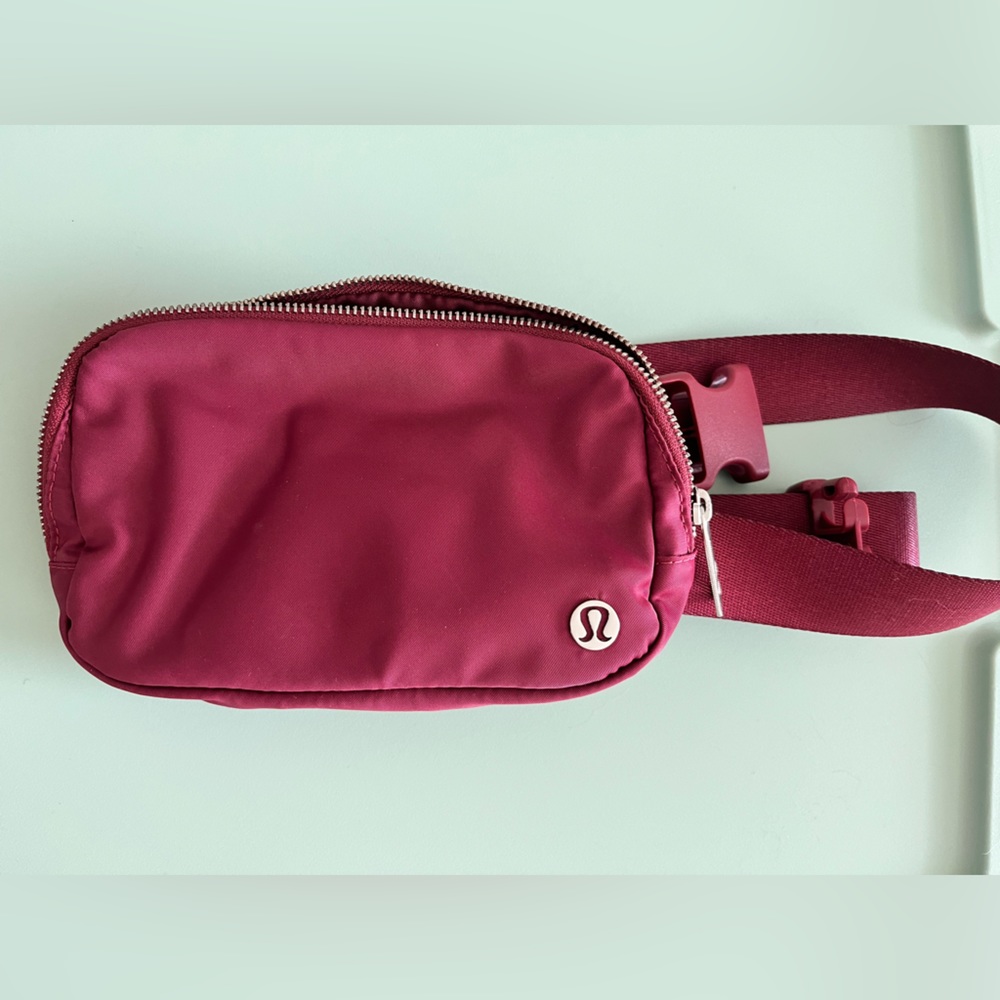 Lululemon Belt Bag